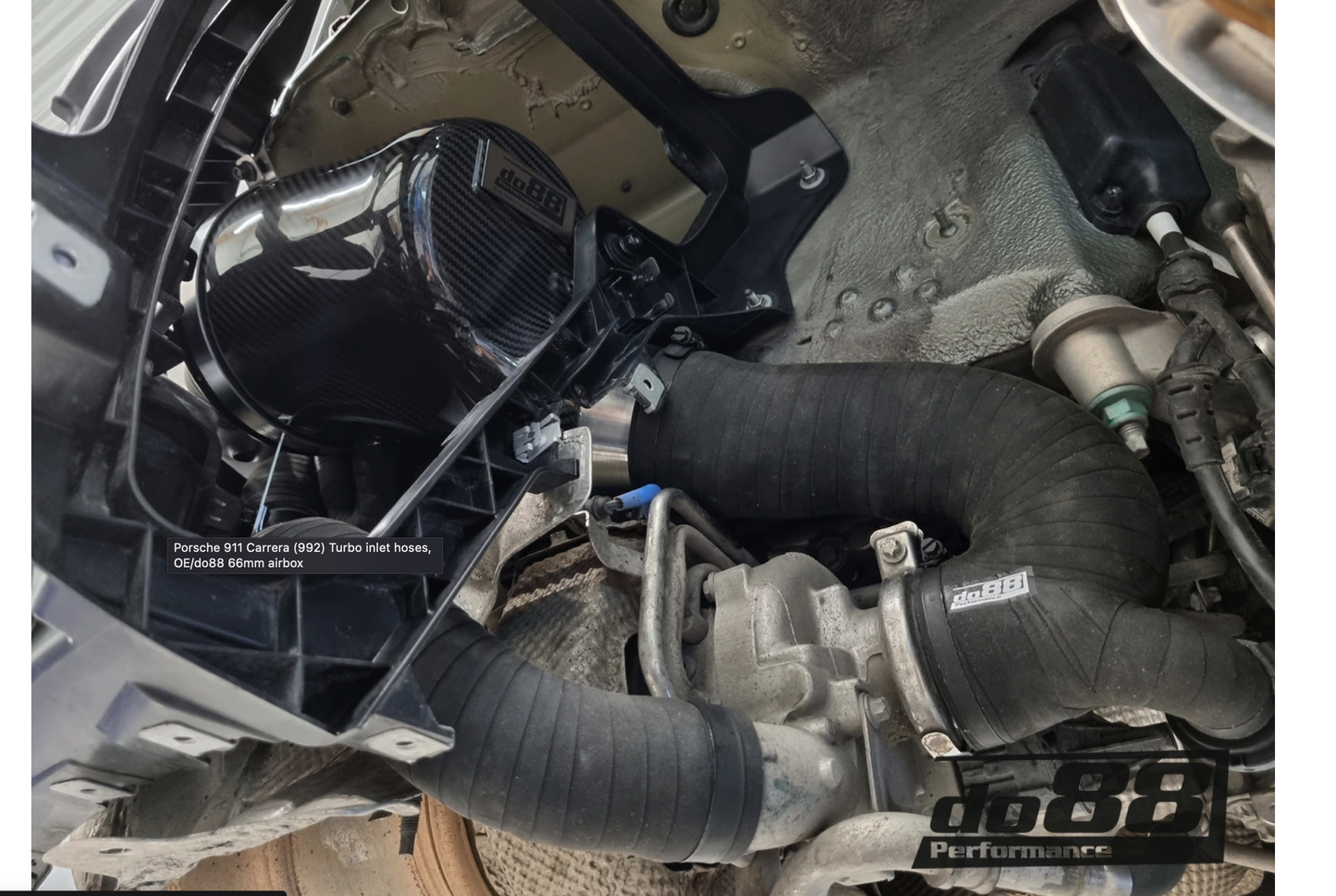 do88 911 Carrera (992) Turbo inlet hoses, OE/do88 66mm Airbox