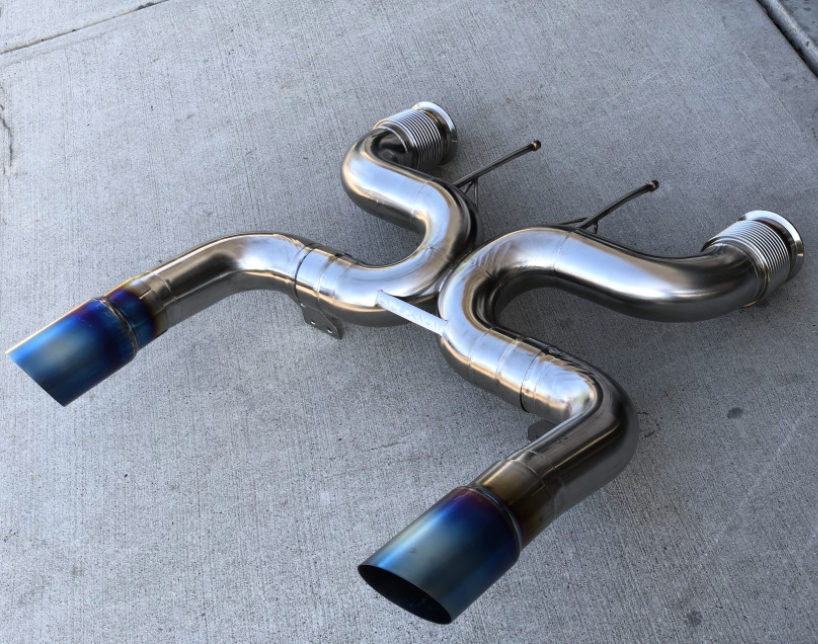 Unobtanium Mclaren 720S: X-PIPE EXHAUST